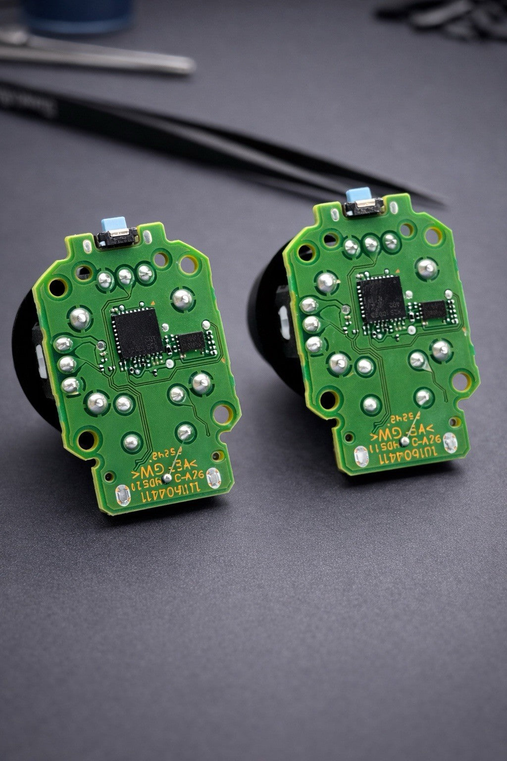 2x DualSense Edge Gulikit TMR Upgraded Modules - Standard Gulikit Tmr Sticks